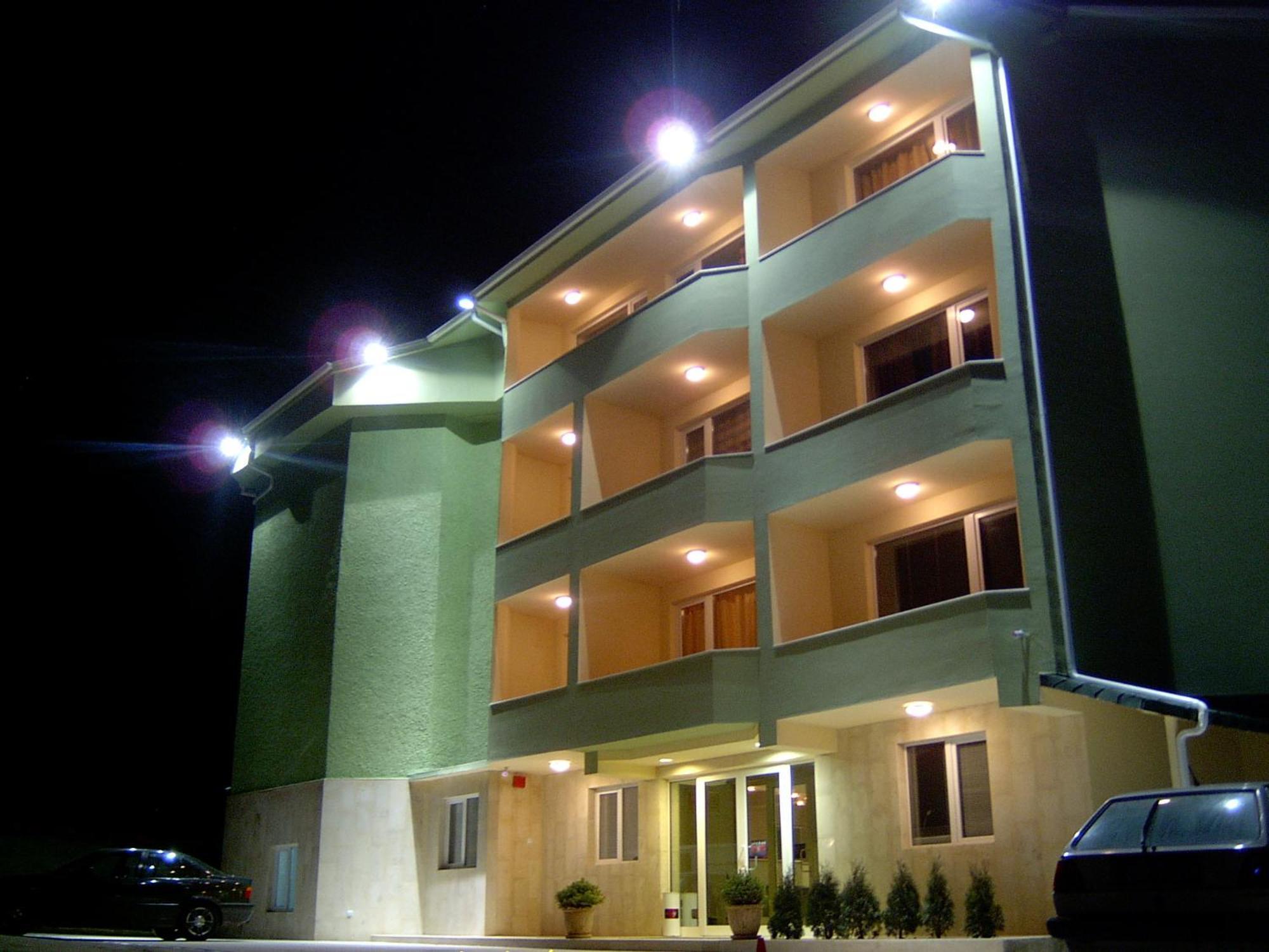 Paralax Hotel Varna Esterno foto