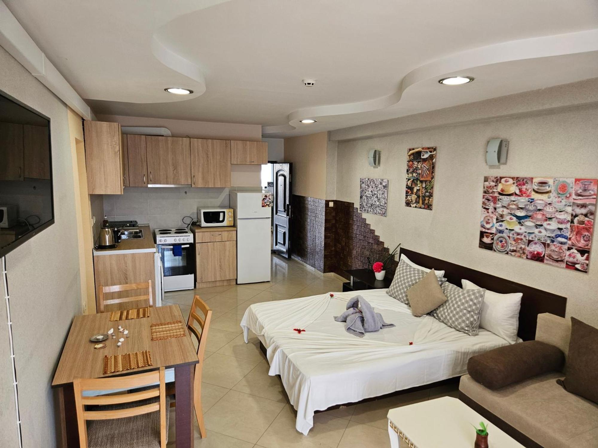 Paralax Hotel Varna Esterno foto