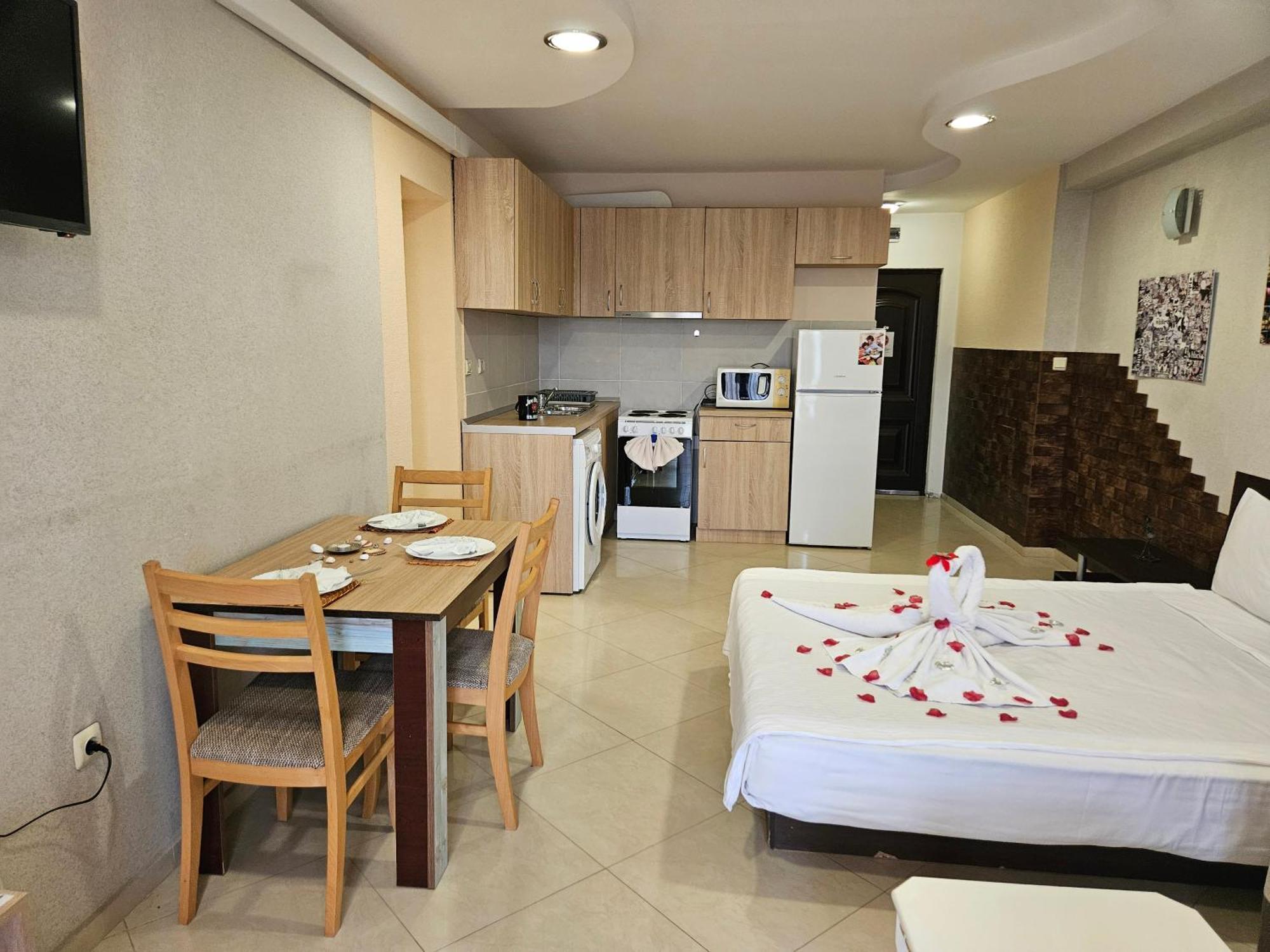 Paralax Hotel Varna Esterno foto