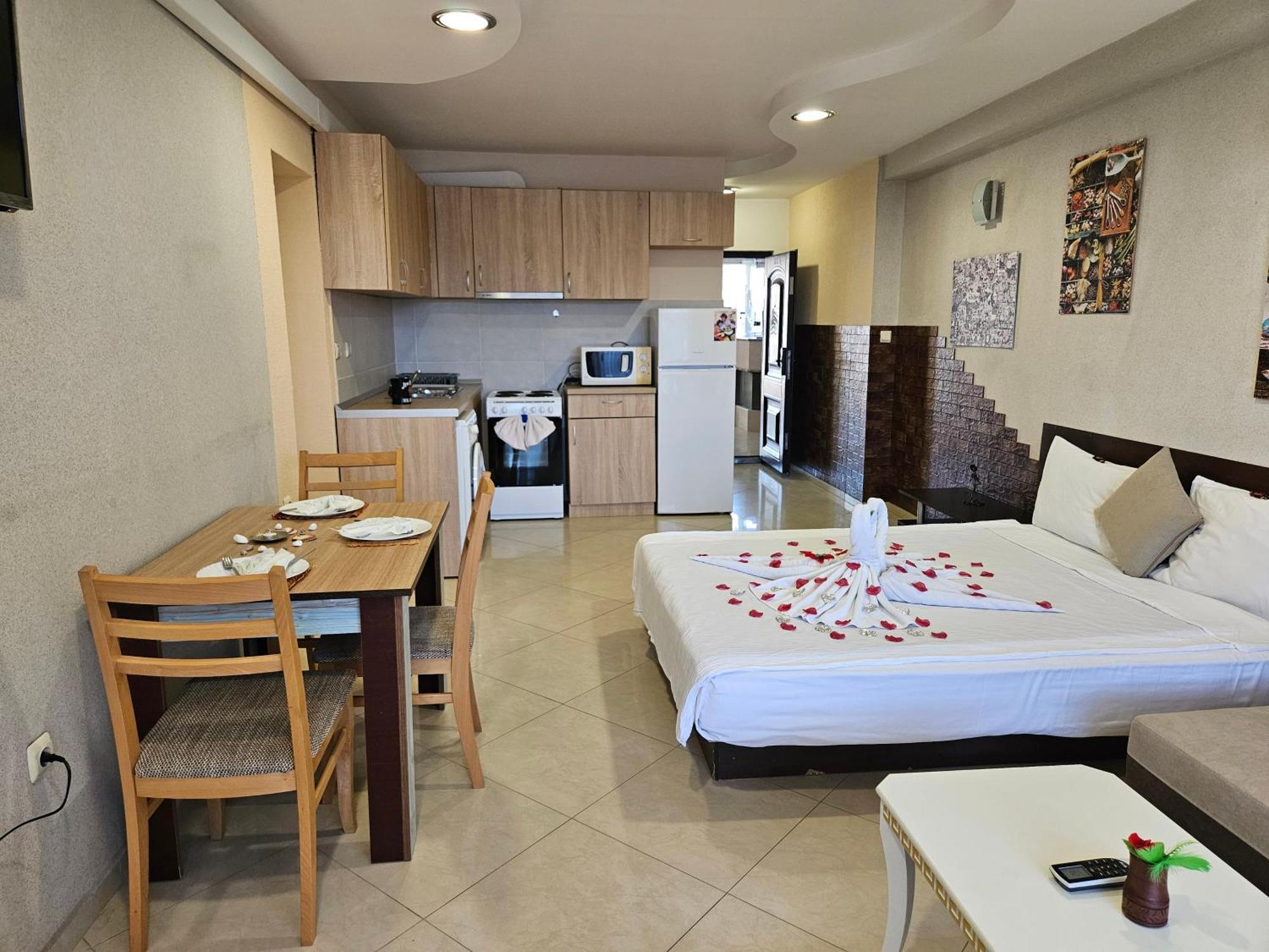 Paralax Hotel Varna Esterno foto