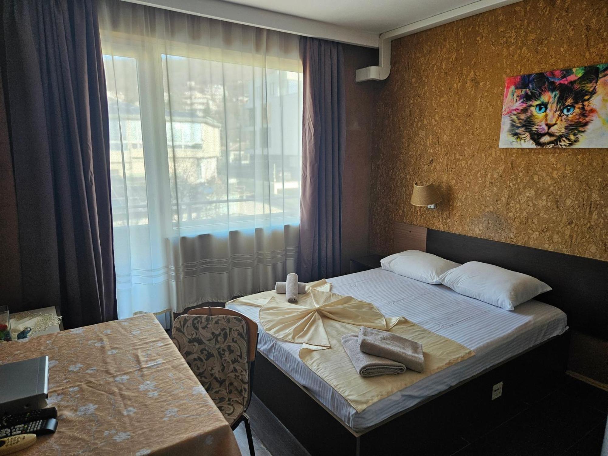 Paralax Hotel Varna Esterno foto